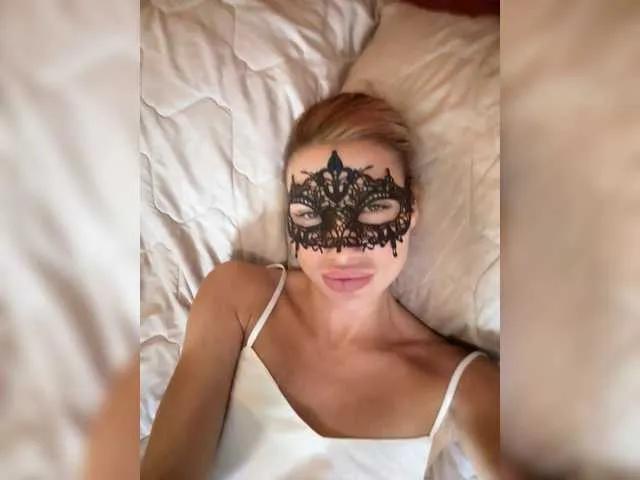 -liyasilvers- on BongaCams