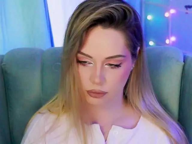 0------0 on BongaCams 