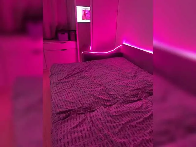 AlexMir69 on BongaCams