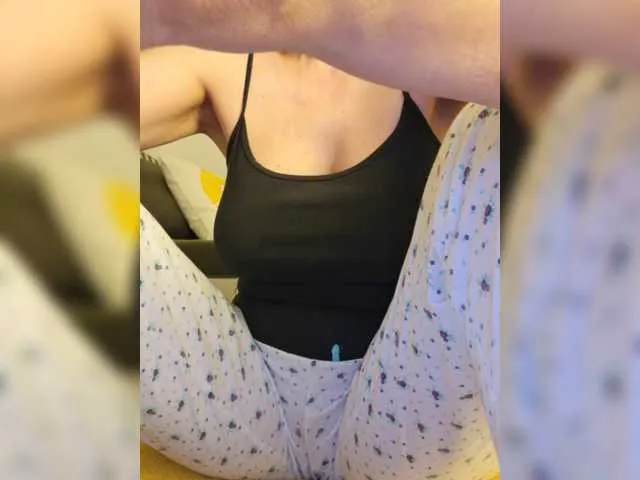 Amelie7 on BongaCams