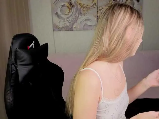 ange-linka on BongaCams