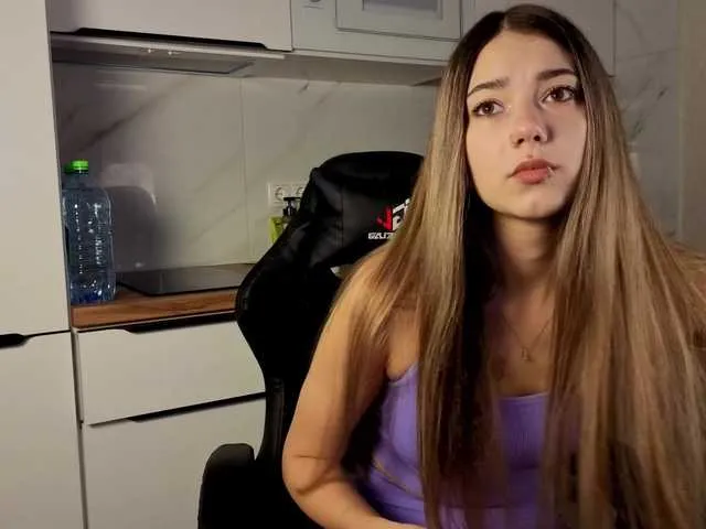 ange-linka on BongaCams