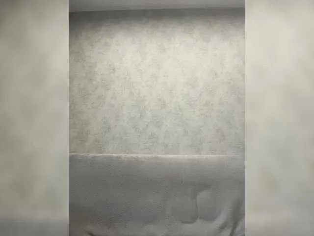 apple15promax on BongaCams 