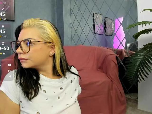 AshleyBrook — Passionate kisses,gentle touches,and deep eye contact that makes me feel desired.i love slow teasing , soft words whispered in my ear,and the warmth of real connection that slowly turns into fire between us.