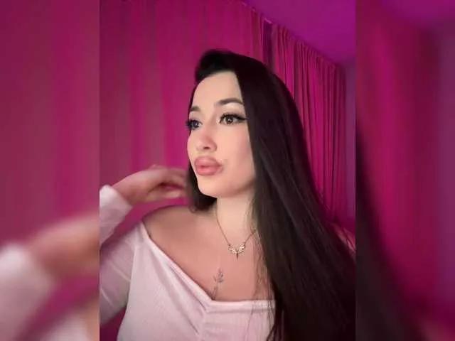 BettyBoom13 on BongaCams