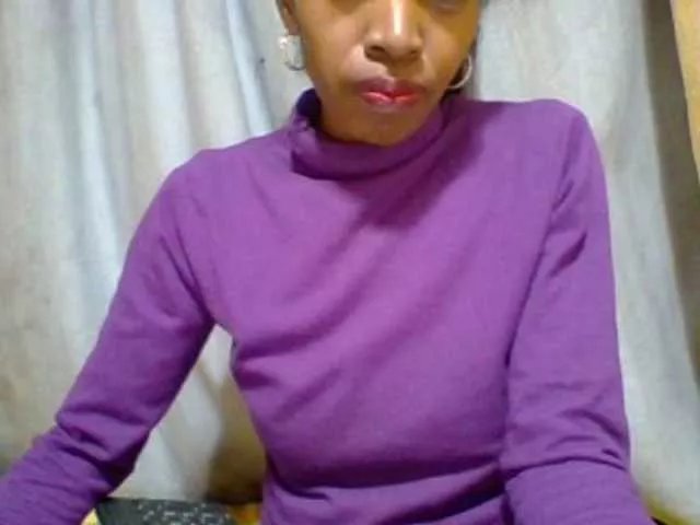 Carrollina on BongaCams 