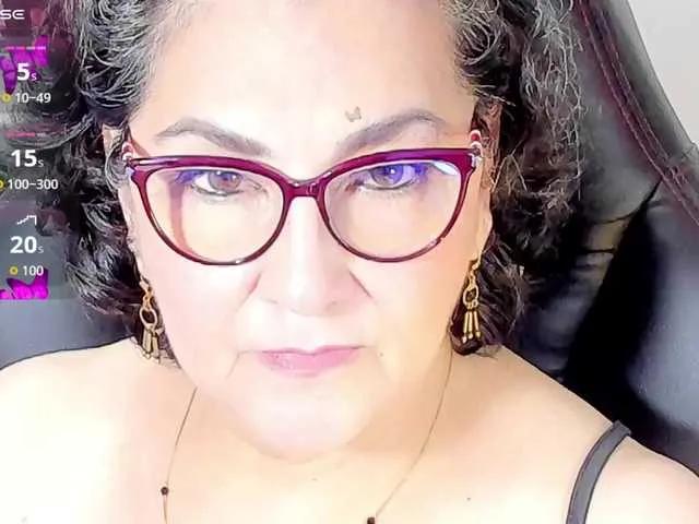 cataleya-mom on BongaCams 