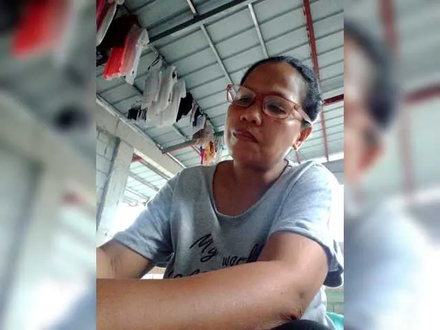 Chatty22 — foot feetish, tits, pussy, dildo, heel shows.ass open