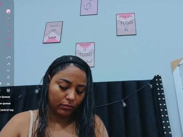 colombiamommy on BongaCams 