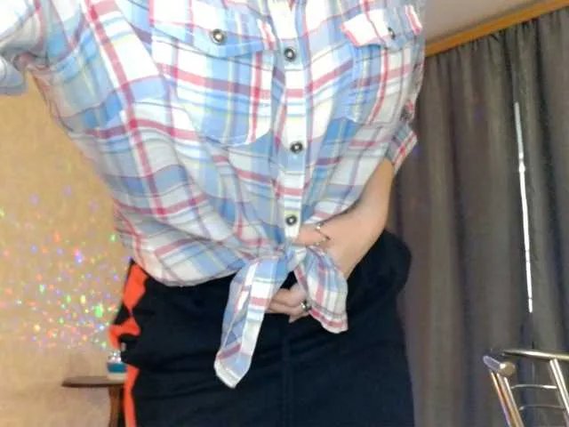 Elenaza1001 on BongaCams 