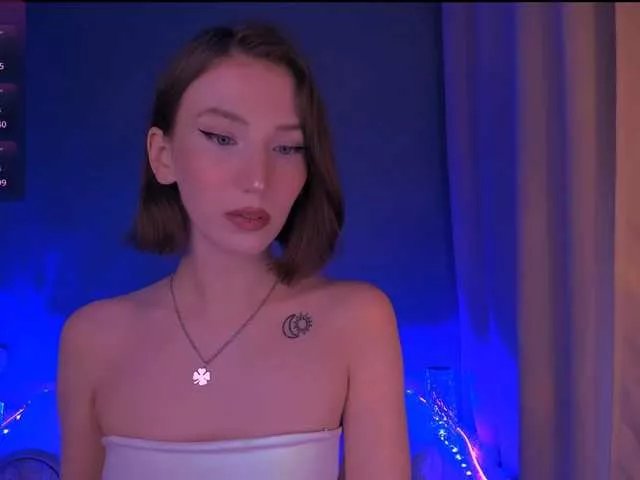 ellaamber on BongaCams 