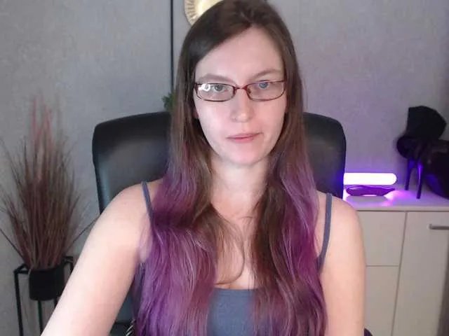 EmmaHeart on BongaCams 