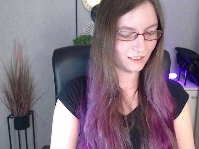 EmmaHeart on BongaCams 