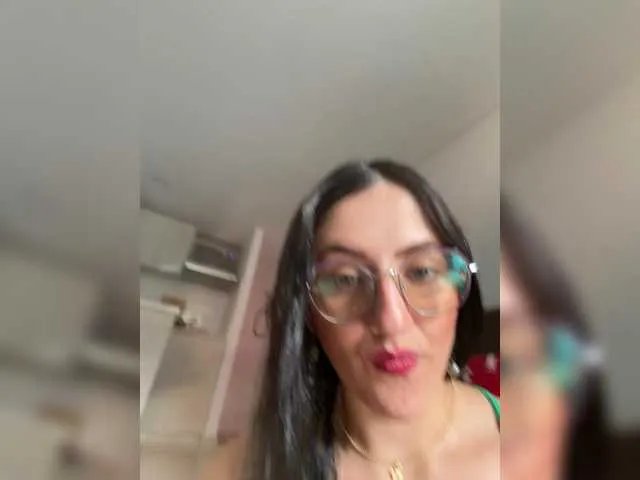 EvanShell1 on BongaCams