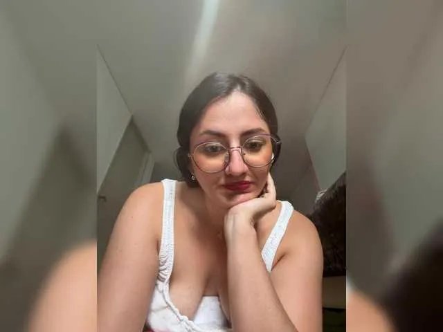 EvanShell1 on BongaCams