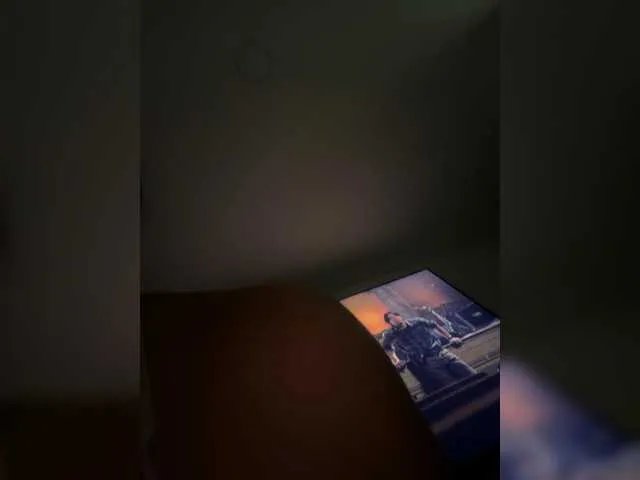 EvanShell1 on BongaCams