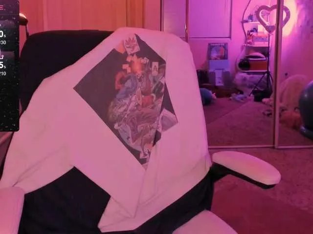 EveeLuna on BongaCams 