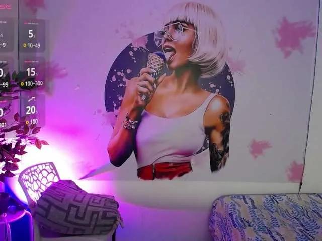 Evelyn-mature19 on BongaCams 