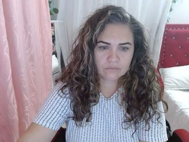 helenca1980 on BongaCams 