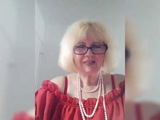 KASANDRABOLOSHKA on BongaCams 