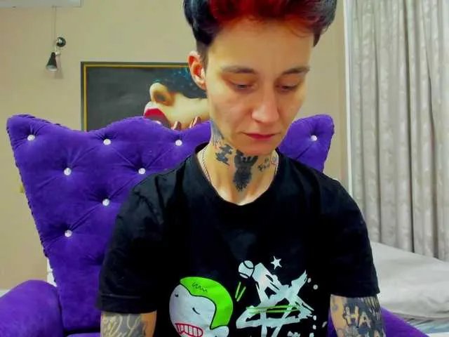 KennysXX on BongaCams 