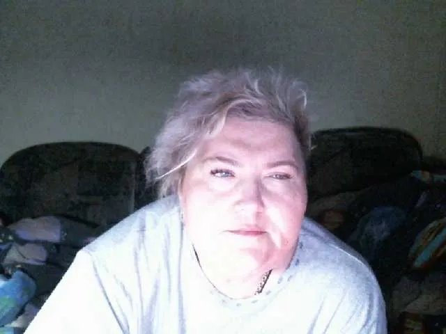 Lana0005 on BongaCams 