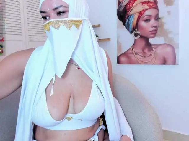 Layla-arabelle on BongaCams 