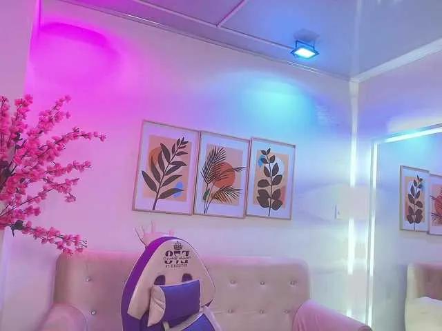 Leia-laurent — I get turned on when I feel your eyes devouring every inch of my skin... when you whisper what you want to do to me while your hands explore me and your breath mixes with mine, until desire consumes us completely.