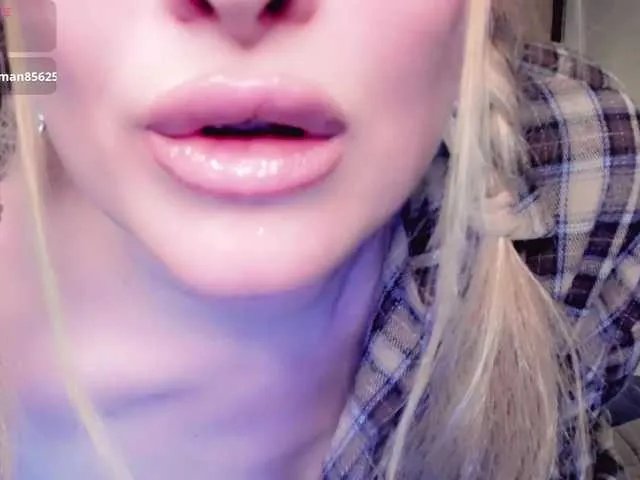 LibbyNora on BongaCams 