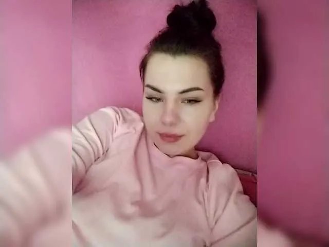 Lilmommy on BongaCams 