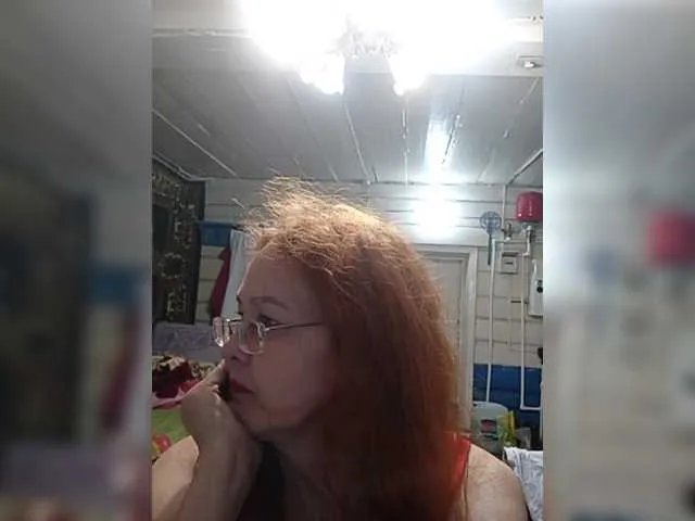 Madam-oss on BongaCams 