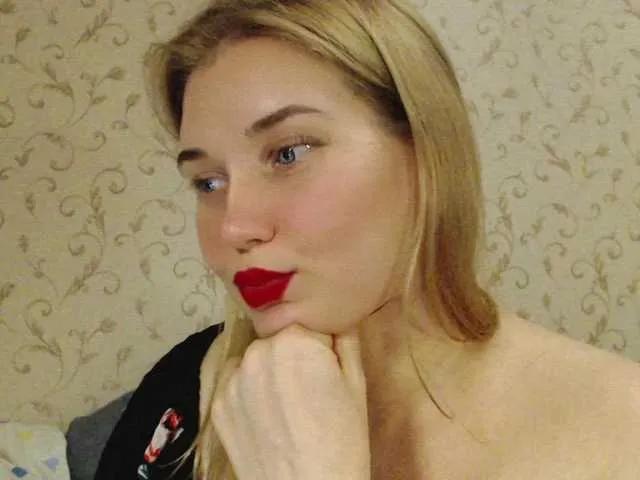 MissLilyAbrams on BongaCams 