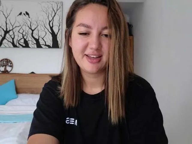 Nelly-Fischer on BongaCams 