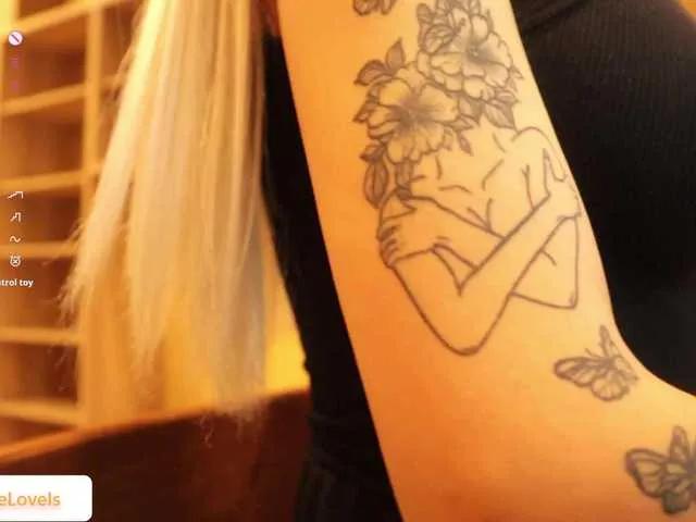 PattiWhite on BongaCams 