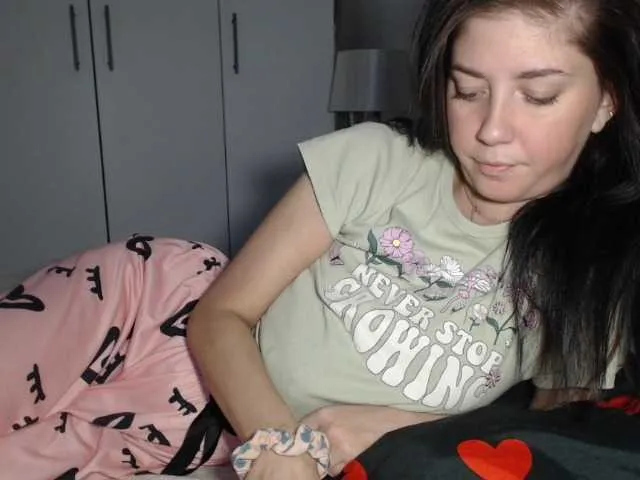 petitedanielle on BongaCams