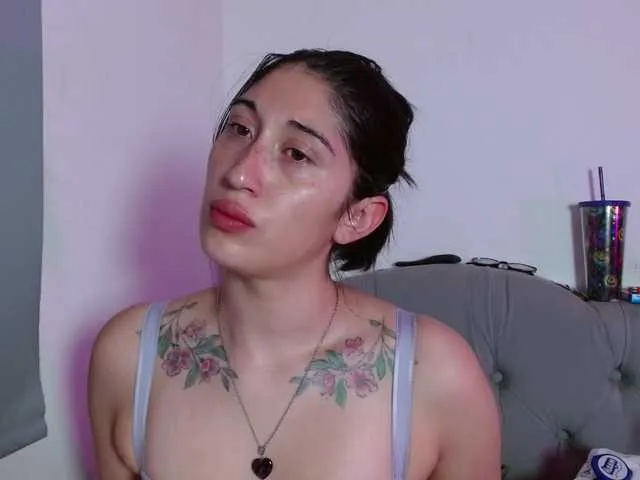 Red-moonn on BongaCams