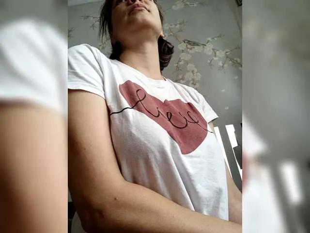 SashaZ1 on BongaCams 