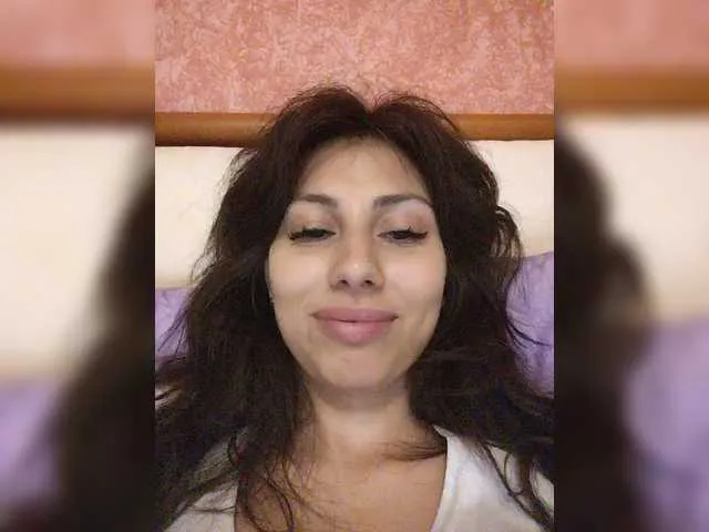 Tinablackkk on BongaCams