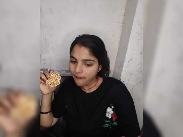 Tunnidelhi on BongaCams 