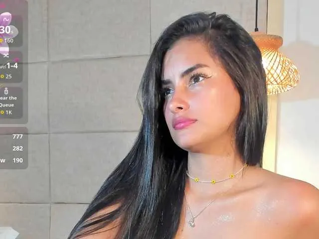 violethilton on BongaCams