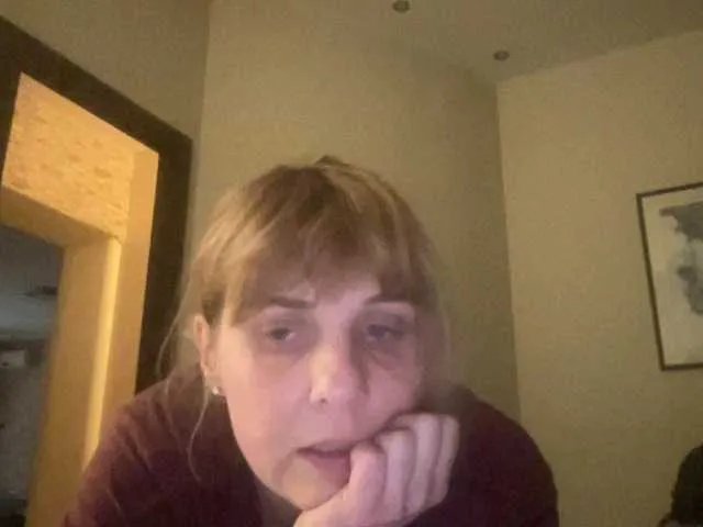 VivaLipstick on BongaCams 