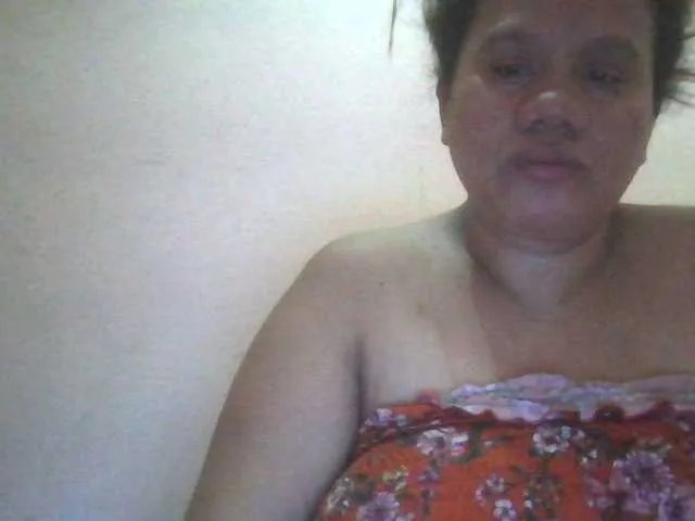xxwetmomm on BongaCams 