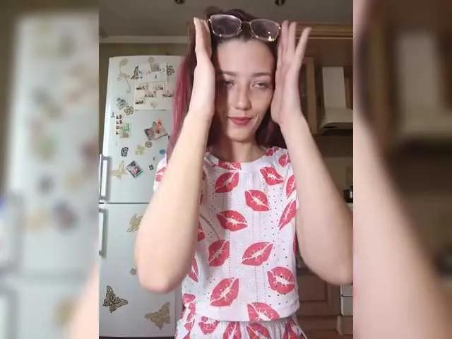 Ymmixxx on BongaCams 