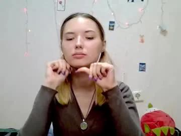 _kikiclark_ on Chaturbate 