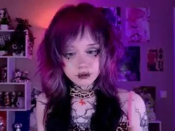 _lollyshy_ on Chaturbate 
