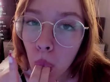 angela_flowers — GOAL: tits massage under top [66 tokens remaining] Welcome to my room <3 #lovense #foot #young #bigass #redhead