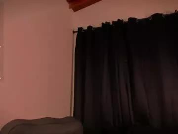 aramjones on Chaturbate 