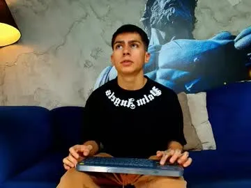 aron_pulse — Aron Live Room --  Hot latin body, pure temptation  Dare to watch  - Goal: Latin seduction  [25 tokens left] #bigcock #cum #muscle #new #bigass