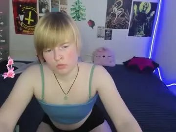 cattie_w_ — GOAL: Tease my top [41 tokens remaining] Welcome to my room! #nonude #blonde #young #new #feet
