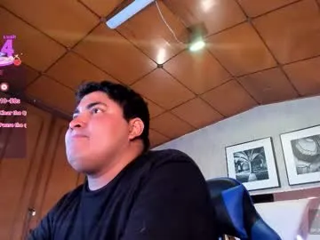 cloe_x_billy — GOAL: French Kiss   [20 tokens remaining] Do you want to get really hot and explode?